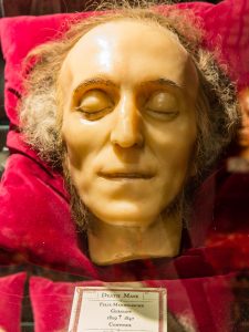 Death mask of Felix Mendelssohn in a display case at the Alamo Drafthouse.