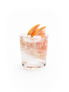 French gin & tonic cocktail